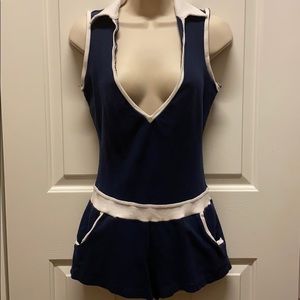 Low-cut shorts romper